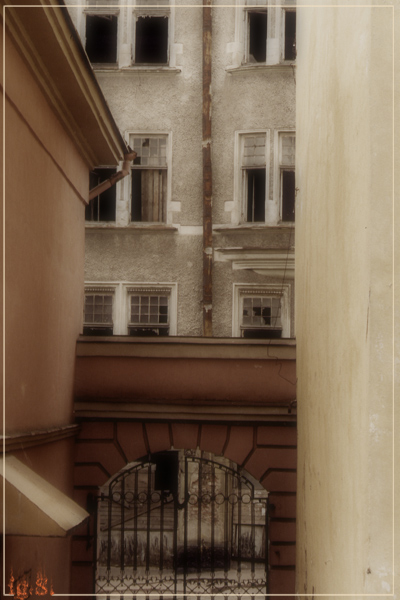 photo "Windows" tags: architecture, genre, landscape, 