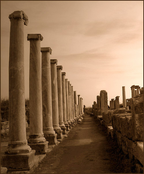 photo "God of wine" tags: architecture, travel, landscape, Asia