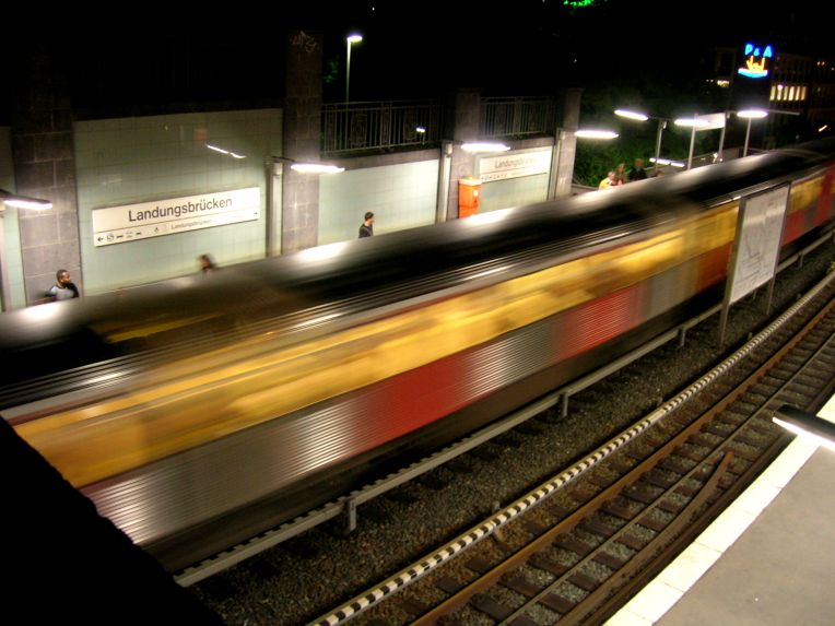 фото "Гамбургские маршруты. Прибытие поезда." метки: путешествия, жанр, Европа