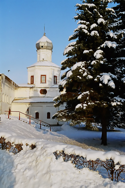 фото "Церковь Покрова, новгородский кремль." метки: архитектура, пейзаж, 