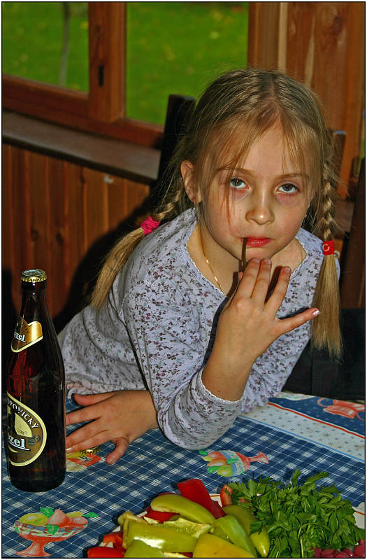photo "The girl with pepper. Generation Next." tags: portrait, genre, children