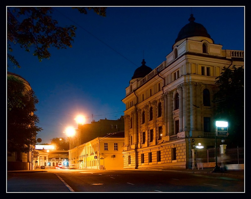 photo "154 steps. The Shortest  Street of the Moscow" tags: landscape, night