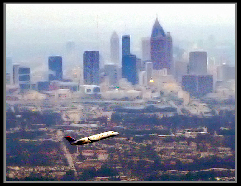 photo "Leaving Atlanta" tags: travel, architecture, landscape, North America