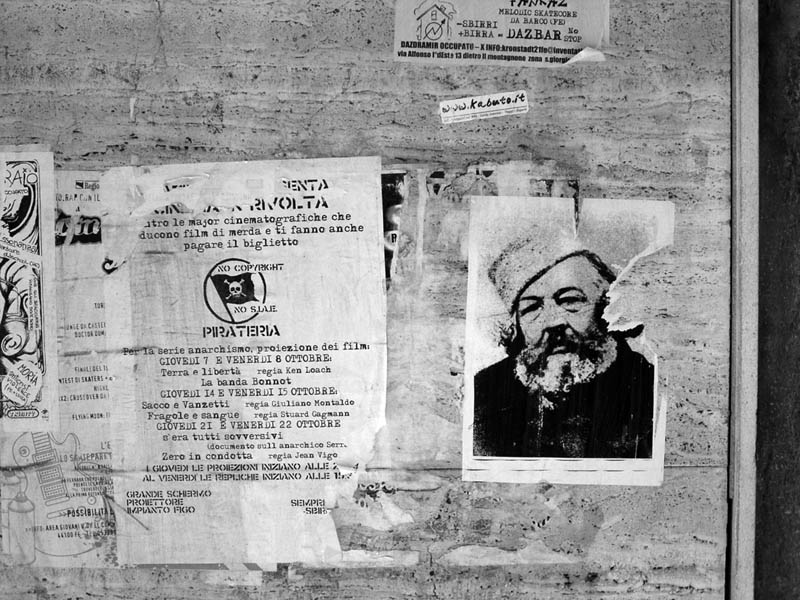 photo "Bakunin is coming back!" tags: reporting, black&white, 