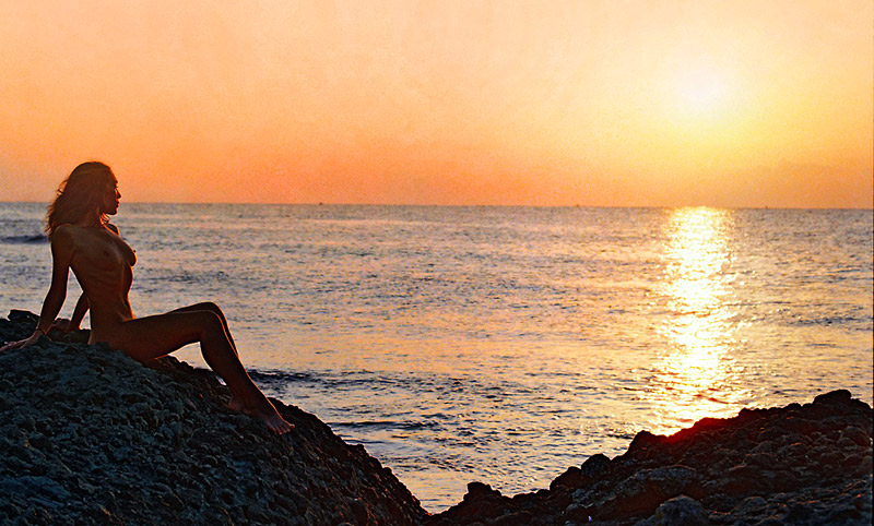 photo "Sunrise II" tags: nude, panoramic, 