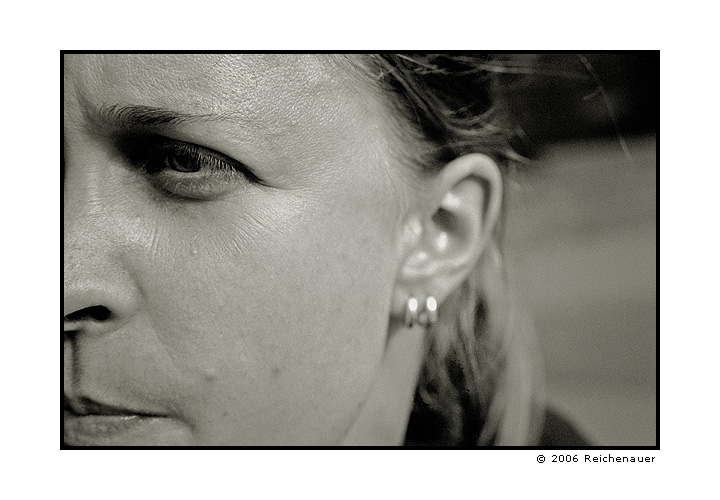 photo "First crinkles" tags: portrait, black&white, woman