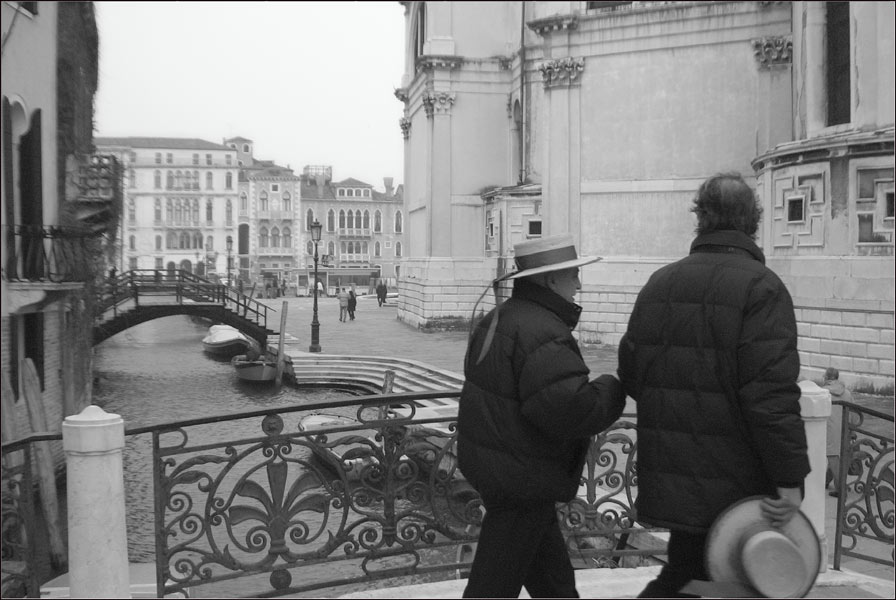 photo "64" tags: travel, black&white, Europe