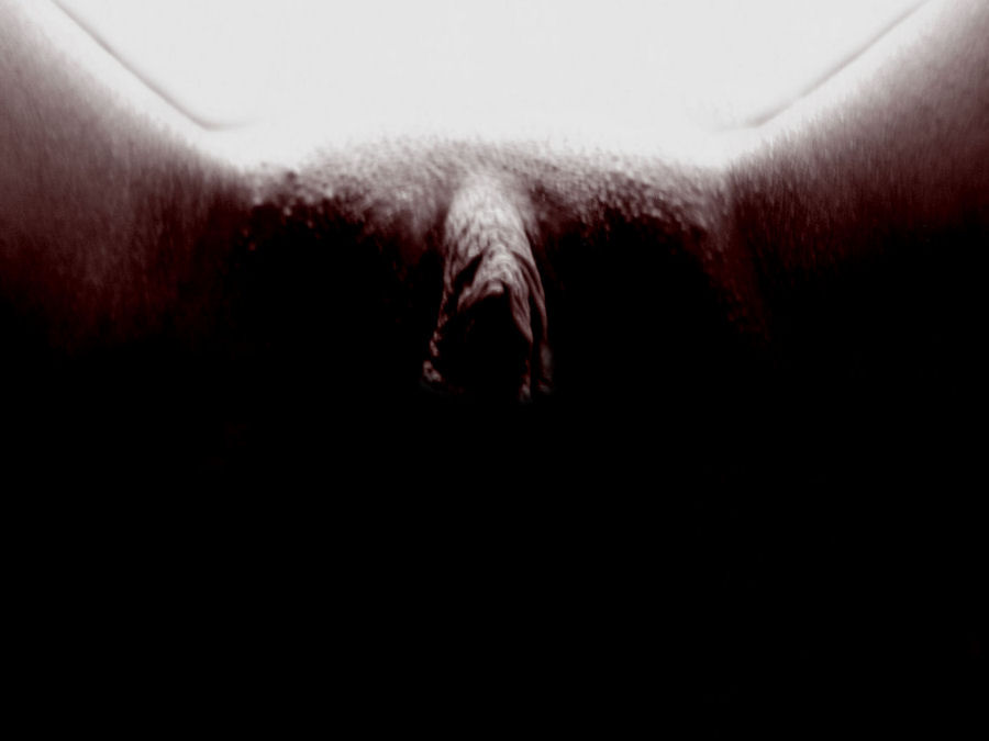 photo "INTO THE DARK" tags: black&white, nude, 