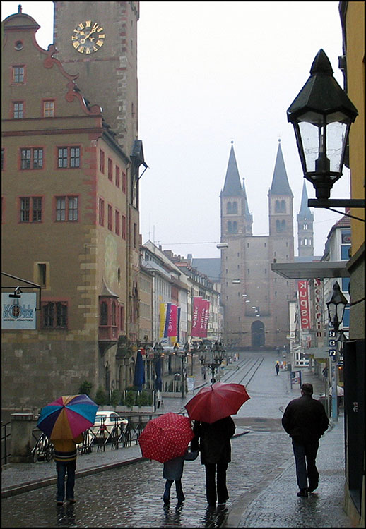 photo "Umbrellas" tags: travel, architecture, landscape, Europe