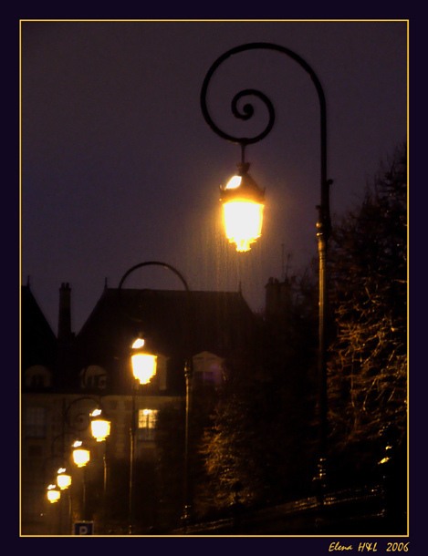 photo "Parisian rain" tags: architecture, travel, landscape, Europe
