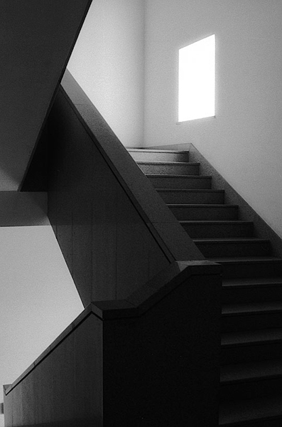photo "stairs,window" tags: black&white, 
