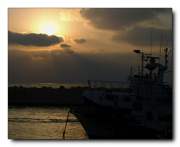 photo "Not Ayvazovsky, certainly..." tags: landscape, sunset, water