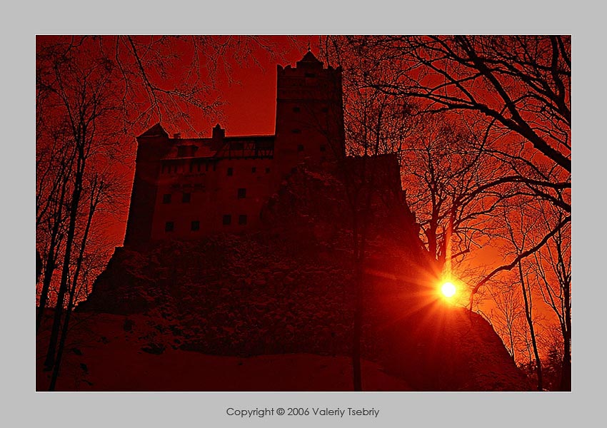 photo "Dracula Castle" tags: travel, Europe
