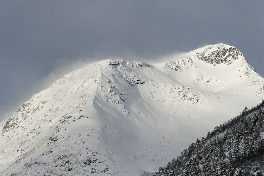 photo "Windy" tags: landscape, mountains, winter