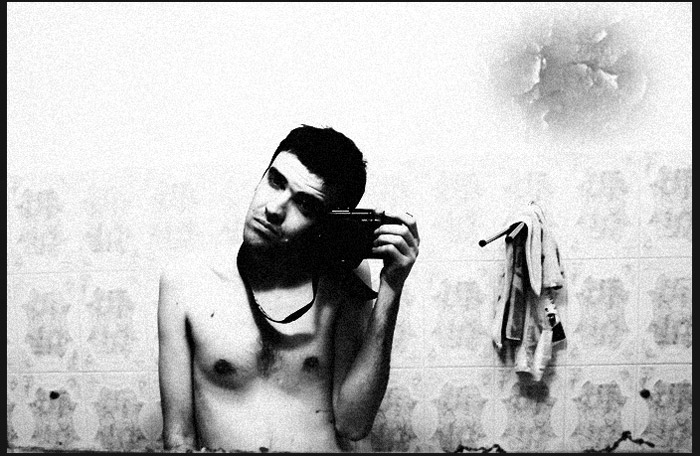 photo "the mirror conspiracy" tags: portrait, man