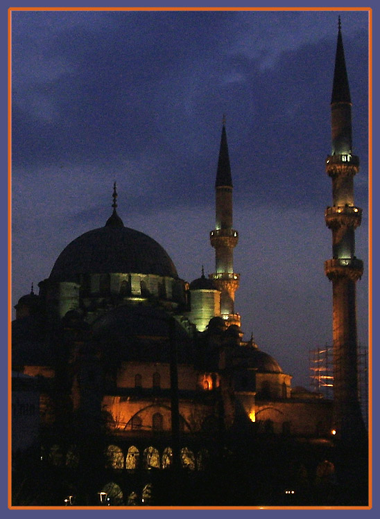 photo "Lights of Istanbul" tags: architecture, landscape, night