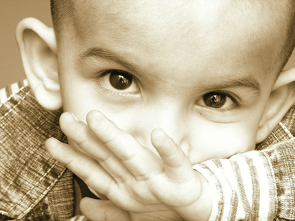 photo "Little thinker" tags: portrait, children