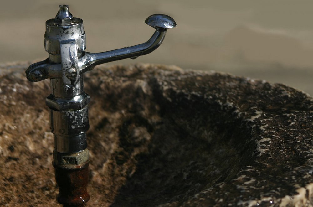 photo "Old drinking fountain" tags: still life, 
