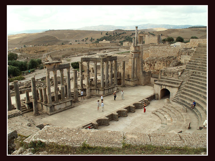 photo "The new role of an ancient theater" tags: travel, architecture, landscape, Africa