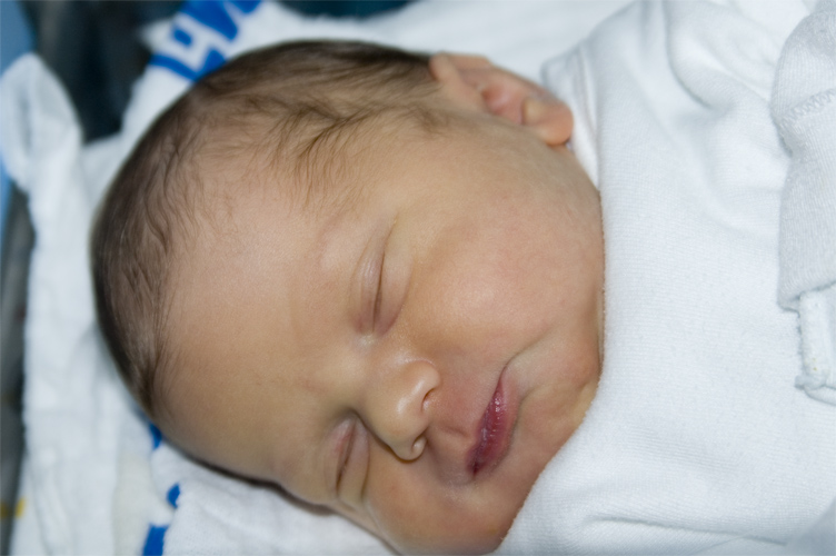 photo "My newborn boy" tags: portrait, children