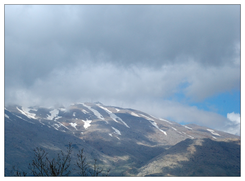 photo "The last snow" tags: landscape, mountains