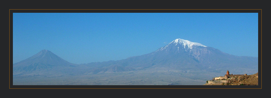 photo "Monte MASIS ( ARARAT) y el templo Khor-Virap..." tags: landscape, mountains