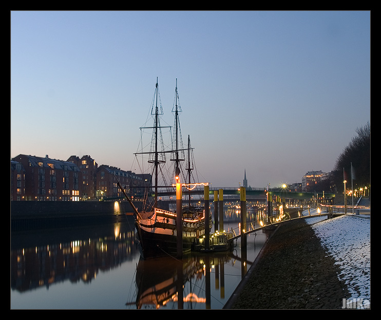 photo "On a constant mooring" tags: travel, Europe