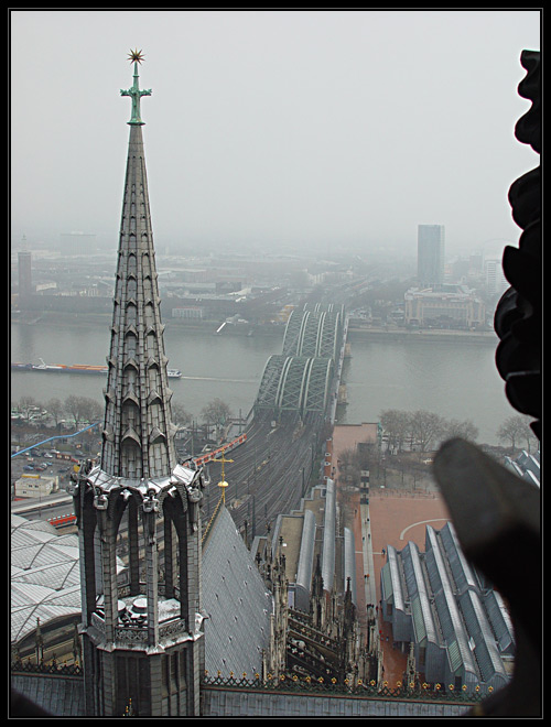photo "Snow is gone. Cologne remains" tags: travel, Europe