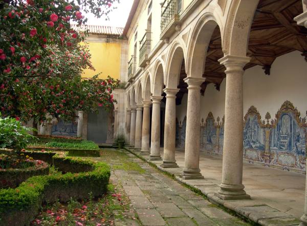 фото "The cloister of Tibaes" метки: пейзаж, архитектура, 