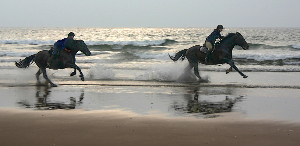 photo "Beach Riders - Llangennith, Wales" tags: landscape, genre, water