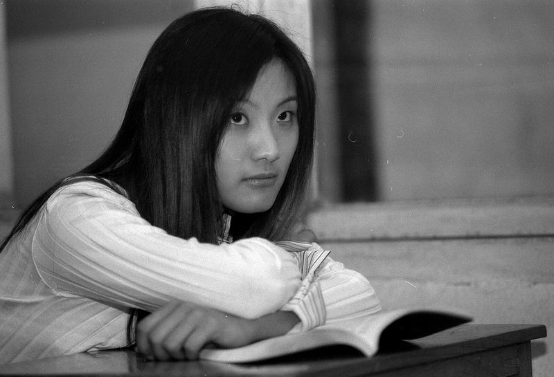 photo "beautiful girl in the classroom" tags: portrait, black&white, woman