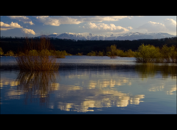 photo "To the Mountains" tags: landscape, mountains, water