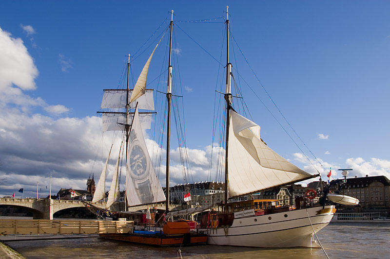 фото "Sailboat on the Rhine" метки: путешествия, Европа