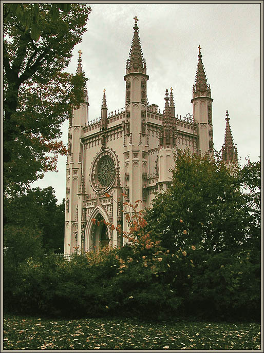 photo "Autumn gothic style" tags: architecture, landscape, 