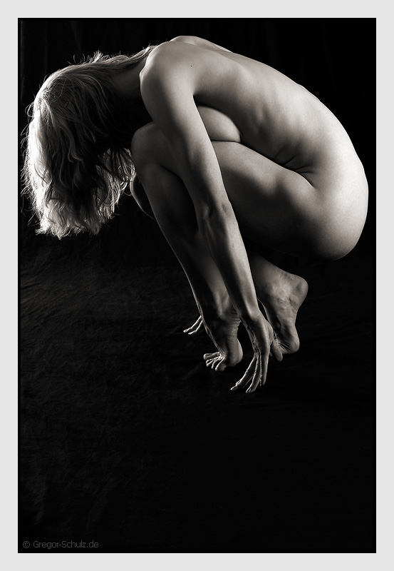 photo "N1" tags: nude, black&white, 