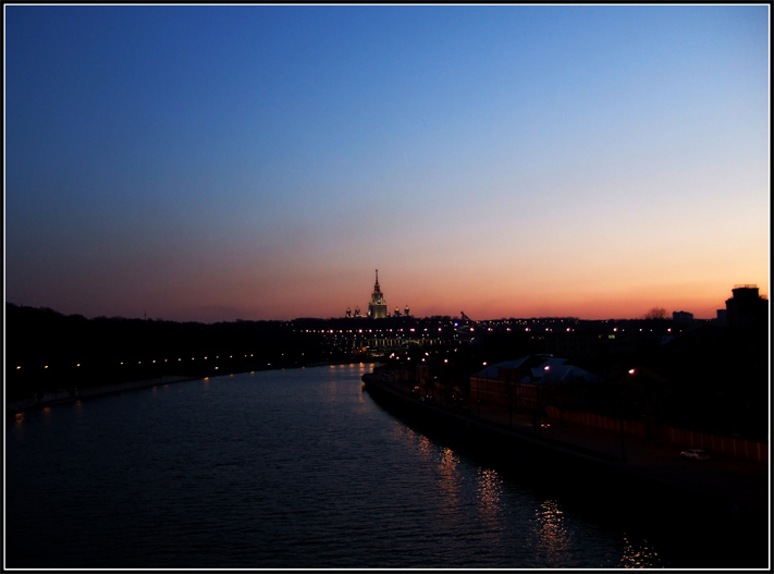 photo "Moscow University" tags: landscape, architecture, water