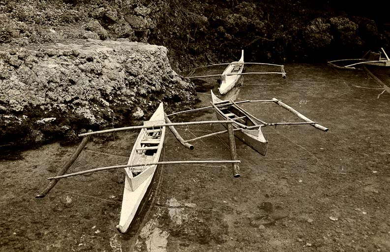 photo "The Philippines boat" tags: black&white, travel, Asia