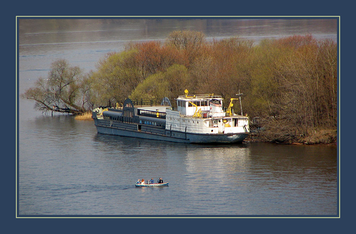 photo "On boarding!" tags: landscape, spring, water