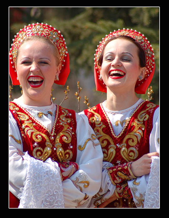 фото "Не удержались" метки: портрет, юмор, женщина