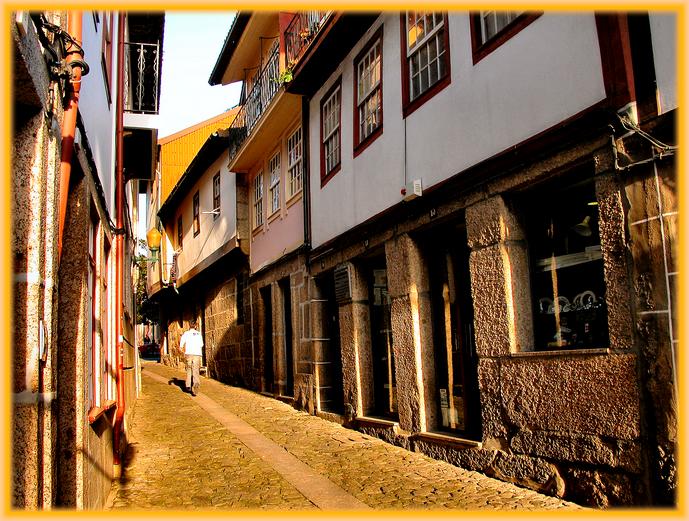 фото "Guimaraes 2" метки: архитектура, пейзаж, закат