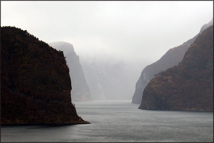 photo "Mystic fiordes" tags: landscape, travel, Europe