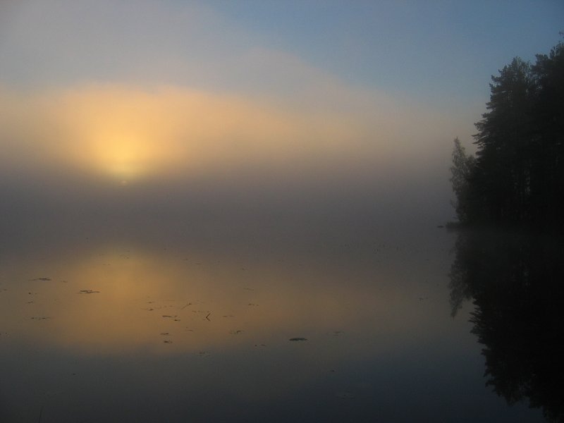 photo "Floating somewhere between the dream and..." tags: landscape, sunset, water