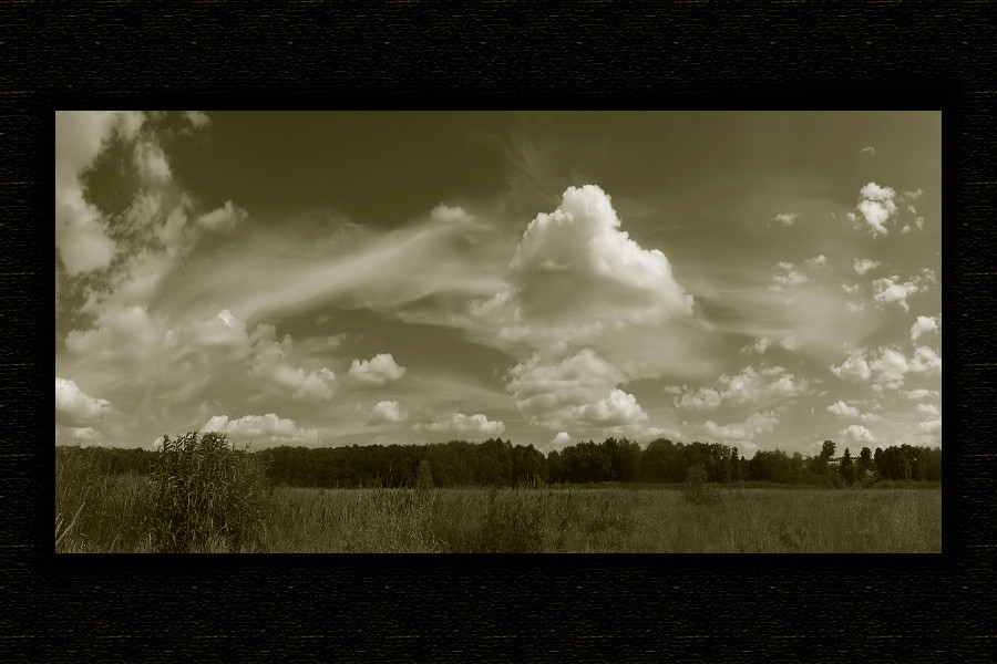 photo "***" tags: landscape, black&white, clouds