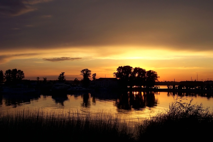 photo "Quarter to night" tags: landscape, sunset, water