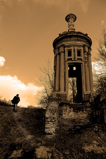 photo "old tower" tags: architecture, black&white, landscape, 