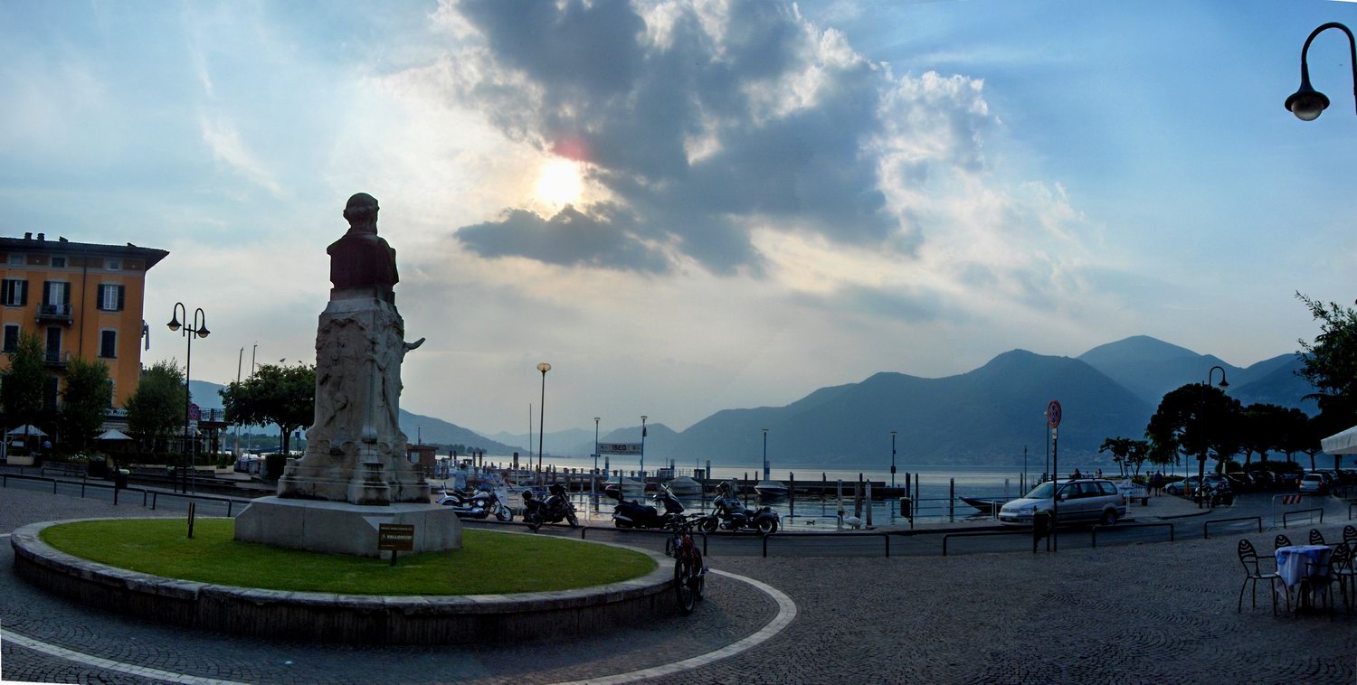 photo "lake iseo, italy" tags: , 