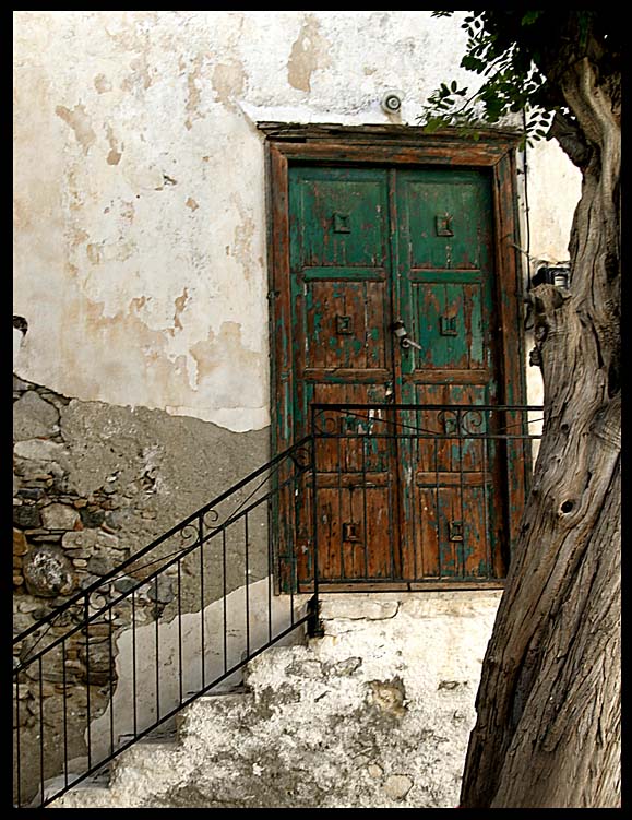 photo "Green door" tags: still life, travel, Europe