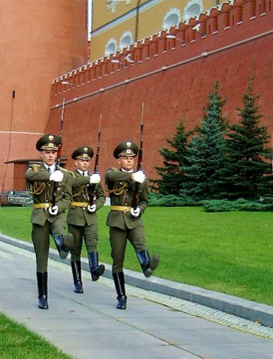 photo "kremlin guard" tags: travel, Europe