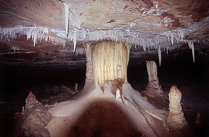 photo "Stalactites and Stalagmites" tags: nature, 