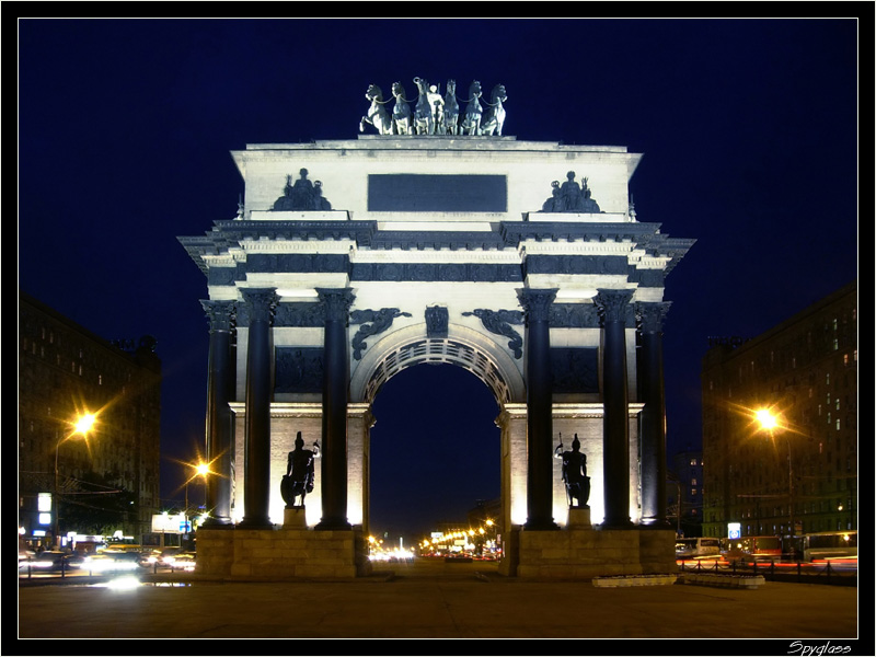 photo "Triumphal arch" tags: architecture, landscape, night